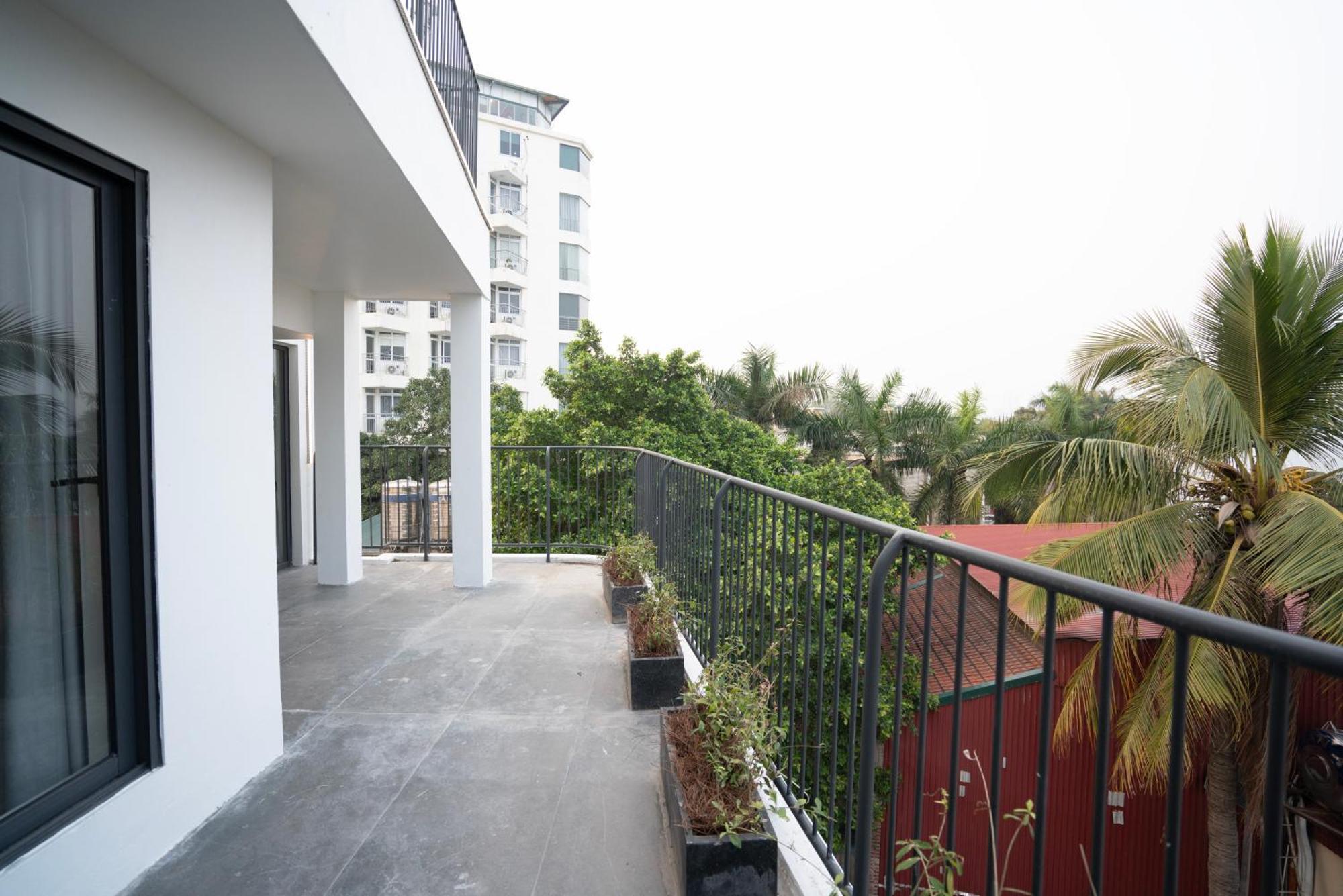 Căn hộ Ho 3 Phong Ngu View Ho Tay Tang 6 *